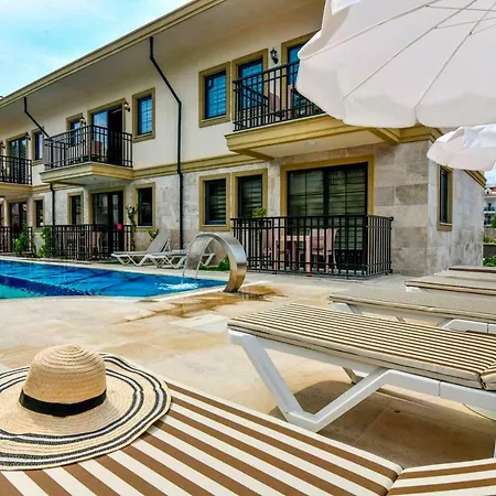 Calis Beach - Yasam Park & 5 Apartment